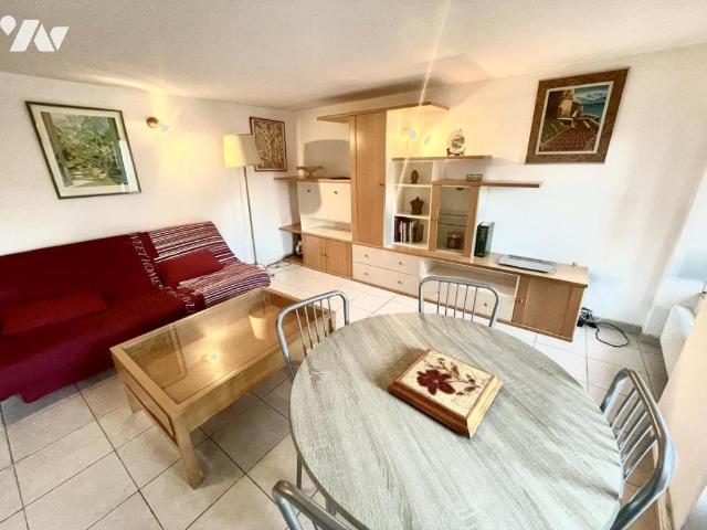 Appartement à louer à Fournels, Occitanie, €
