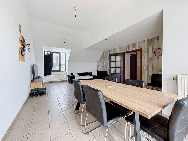 Appartement à louer à Frasnes
