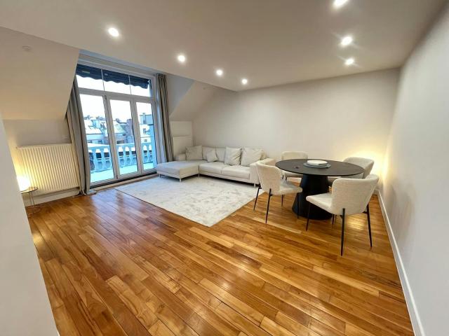Appartement à louer à Ixelles, Rue de Naples