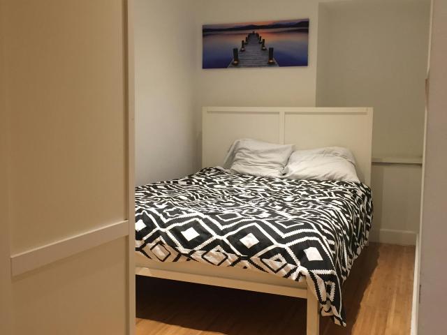 Appartement à louer à Ixelles, Rue du Trône
