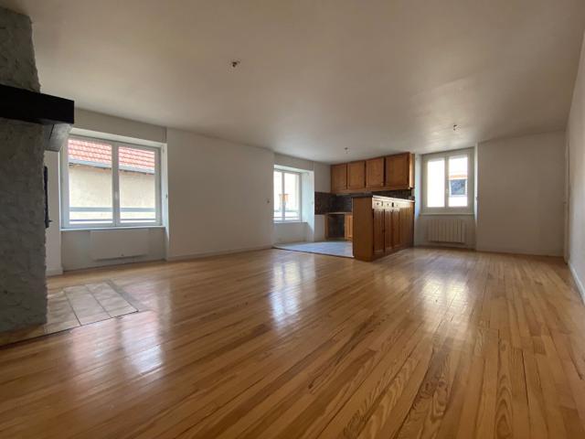 APPARTEMENT à louer à ORNANS EST EXTERIEUR 2° BOUCLE 5 pièces REF 1497