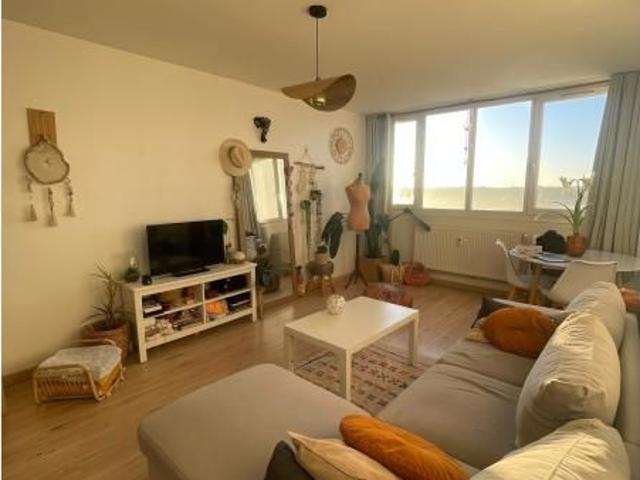 Appartement à Louer à LA MADELEINE 780 €