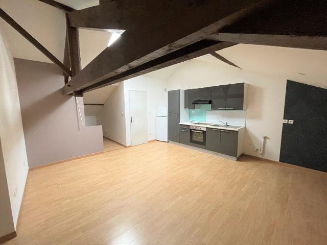 Appartement à louer à LABRY