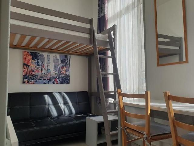 Appartement à Louer à LILLE 420 €