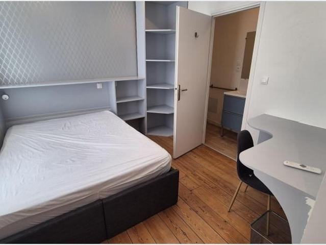 Appartement à Louer à LILLE 630 €