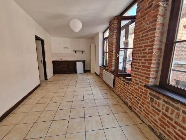Appartement à Louer à LILLE 990 €