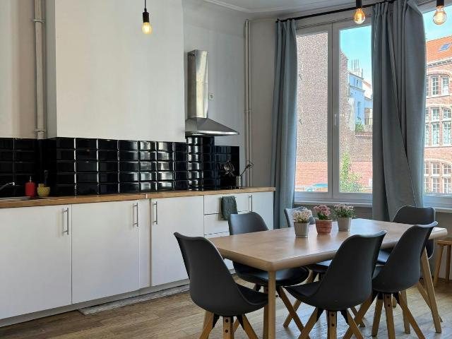 Appartement à louer à Molenbeek Saint Jean, Rue Vandernoot