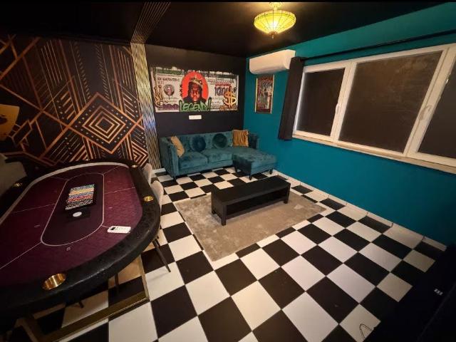 Appartement à louer à Mons, Rue des Kiévrois