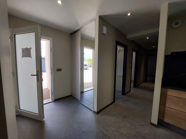 APPARTEMENT à louer à MONTROND LE CHATEAU 3 pièces REF 224825