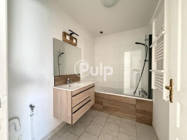 Appartement à louer à Merville Réf. est22011