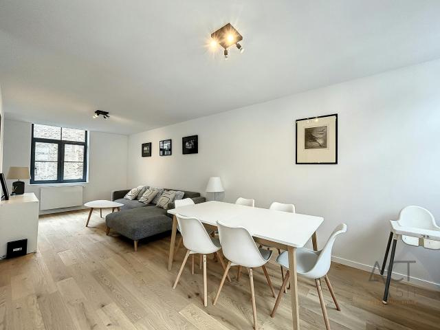 Appartement à louer à Namur, Rue des Fossés Fleuris