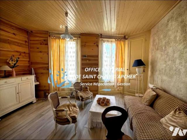 Appartement à louer à Saint Chély d'Apcher, Occitanie, €