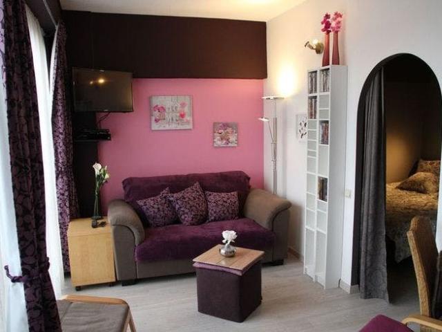 Appartement à louer à Saint Gilles, Rue Defacqz