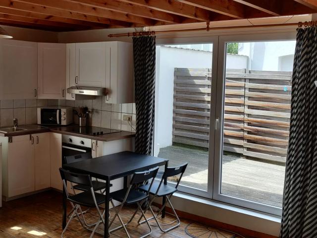 Appartement à louer à Saint Josse ten Noode, Rue des Deux Églises