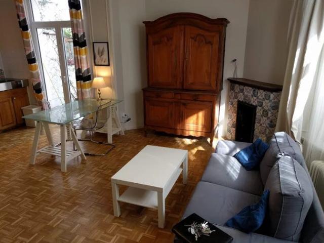 Appartement à louer à Saint Josse ten Noode, Rue des Deux Églises