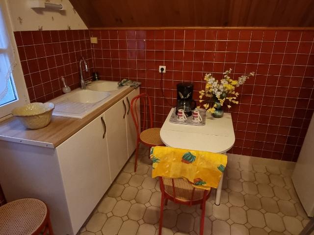 Appartement à louer à Saint Sérotin, Bourgogne Franche Comté, €