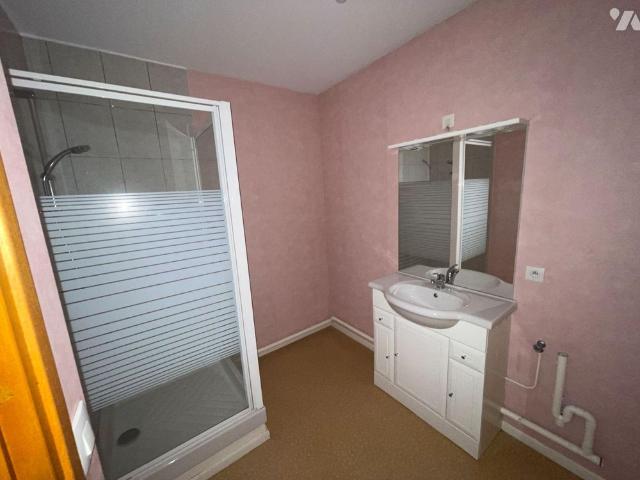 Appartement à louer à Saint Pol sur Ternoise 62130 dans le Pas de Calais 62 L'appartemen.