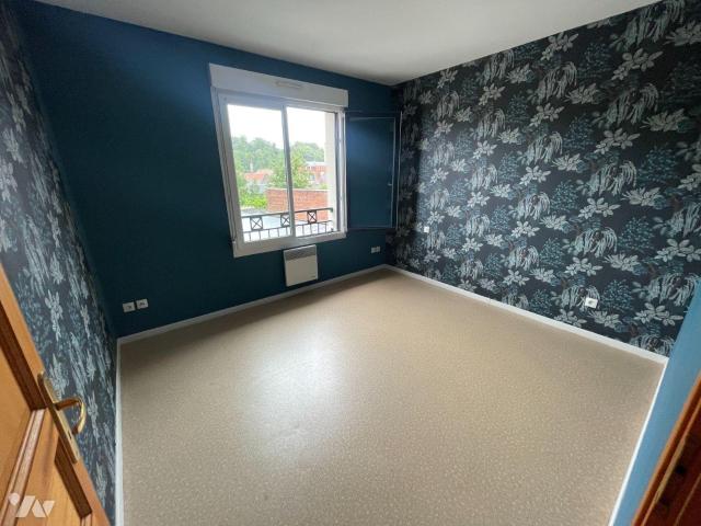 Appartement à louer à Saint Pol sur Ternoise, Hauts de France, €