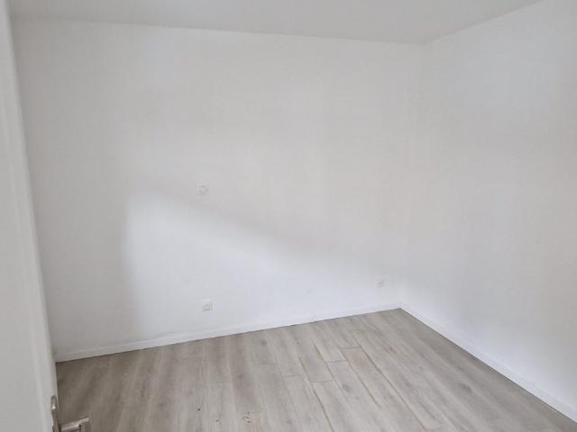 Appartement à louer à Saint Quentin, Hauts de France, 0€