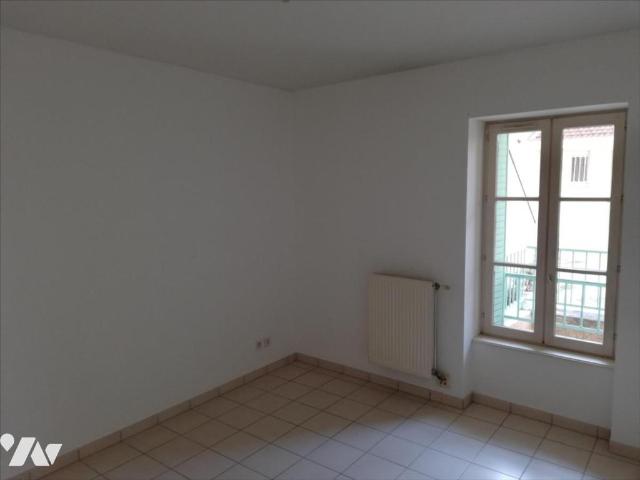 Appartement à louer à Sarras, Auvergne Rhône Alpes, €