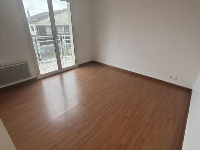 Appartement à louer à Ste Geneviève des Bois avec FLOR'IMMO