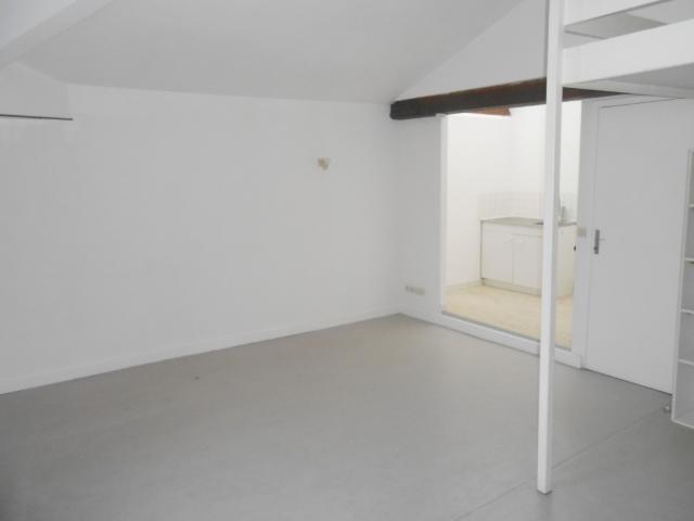 Appartement à louer à PRESLES EN BRIE 77220