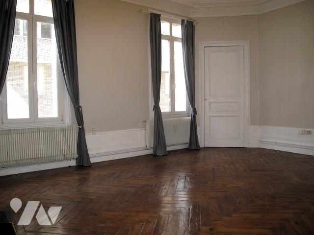 Appartement à louer à Rouen, Normandie, €