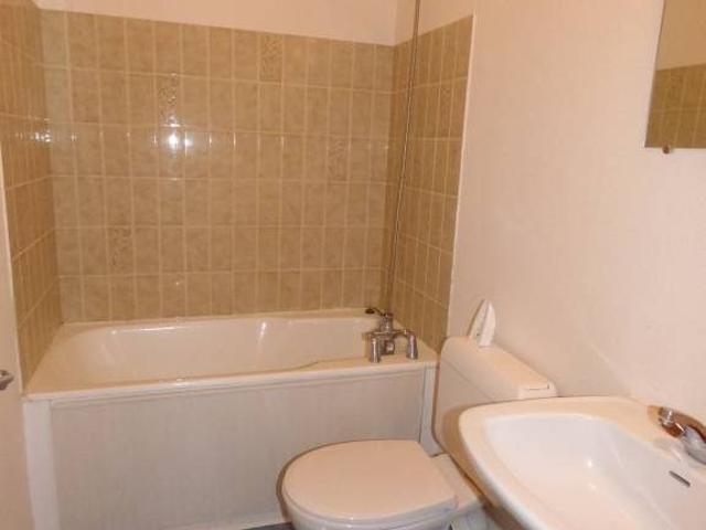 Appartement à louer à Ronchin, Hauts de France, €
