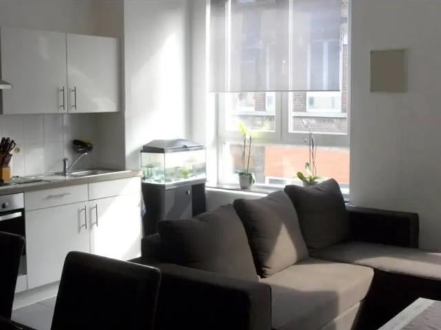 Appartement à louer à Rue de la Station, 18/011+ Jumet