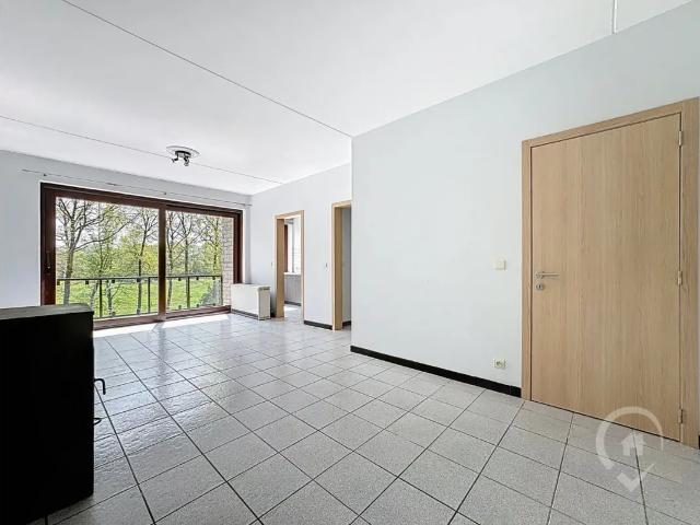 Appartement à louer à Rue d'Izier 74 Bende