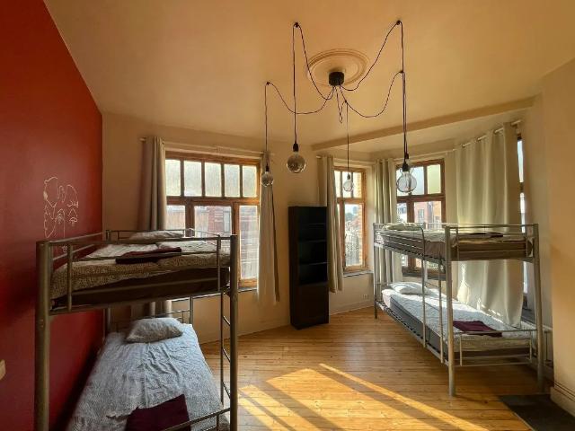 Appartement à louer à Rue Peter Benoit Etterbeek