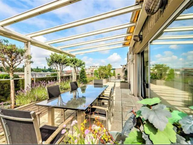Appartement à louer à Woluwe Saint Lambert, Avenue Marcel Thiry