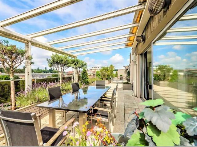 Appartement à louer à Woluwe Saint Lambert, Avenue Marcel Thiry