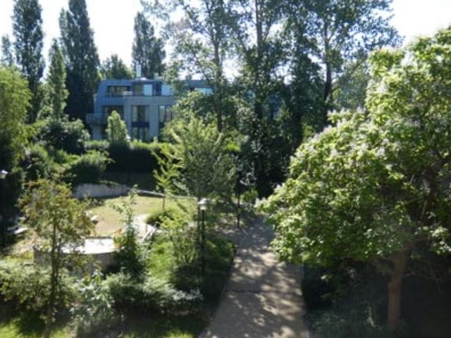 Appartement à louer à Woluwe Saint Pierre, Venelle aux Quatre Noeuds