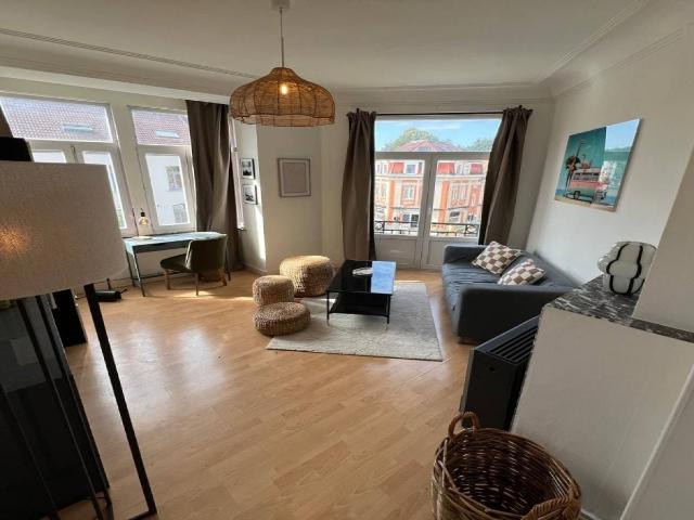 Appartement à louer à Woluwe Saint Pierre, Avenue Charles Thielemans