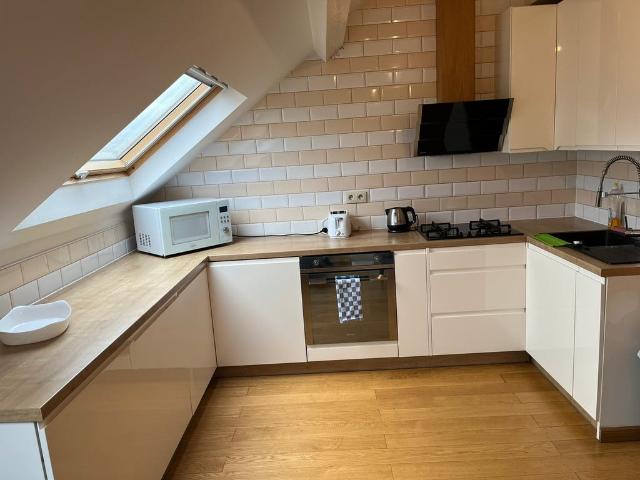 Appartement à louer à Uccle, Avenue Maréchal Joffre