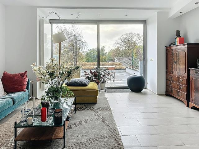Appartement à louer à Uccle, Rue Edith Cavell