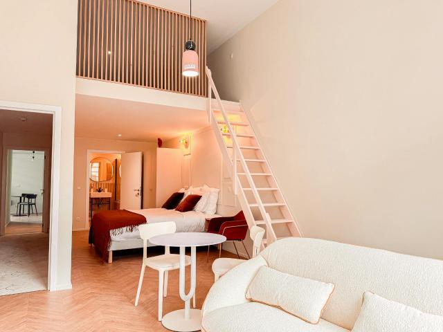 Appartement à louer à Uccle, Rue Xavier De Bue