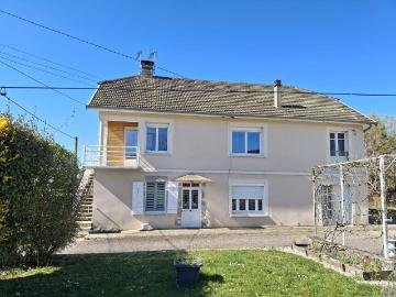 Appartement à louer à Vaudrey, Jura - Jardin