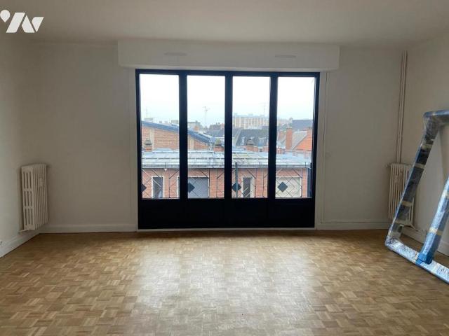 Appartement à louer à Valenciennes, Hauts de France, 0€