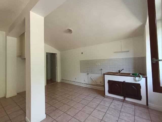 Appartement À Louer BANNE