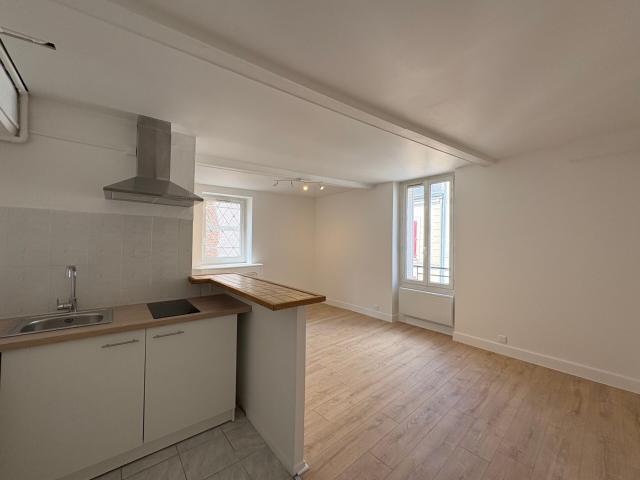 Appartement À Louer Centre ville de Corbeil Essonnes