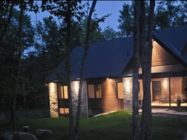 Appartement à Louer Chemin Du Sommet, L'Ange Gardien 13 photos | Logis Québec