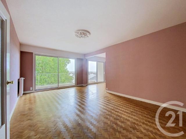 ▷ Appartement à louer • Cholet • 101 m² • 830 € | immoRegion