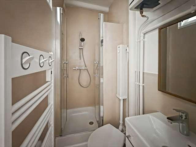 Appartement à louer dans le quartier Louis Blanc Aqueduc, à Paris