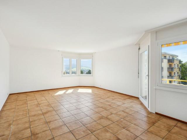 APPARTEMENT À LOUER DANS QUARTIER TRÈS ENSOLEILLÉ ET FAMILIAL