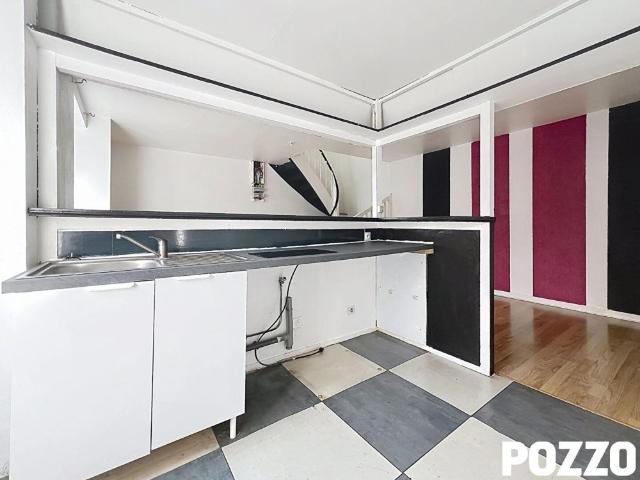 APPARTEMENT A LOUER DE TYPE F3 EN TRIPLEX A CHERBOURG