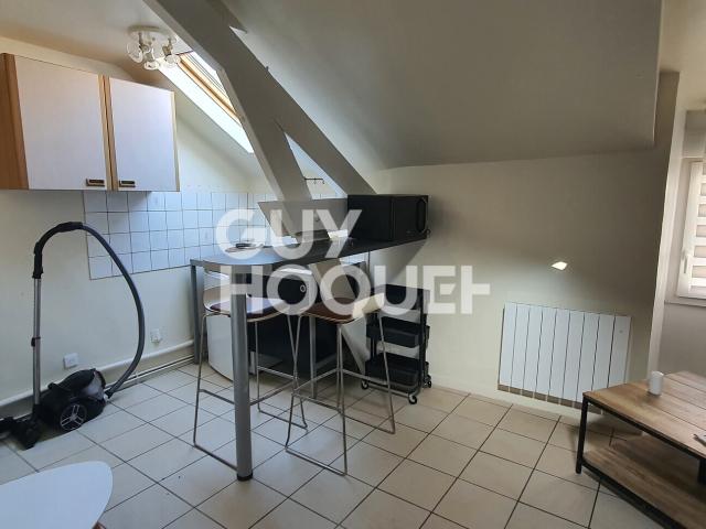 APPARTEMENT À LOUER DE 1 PIÈCE DE 19,72 M²