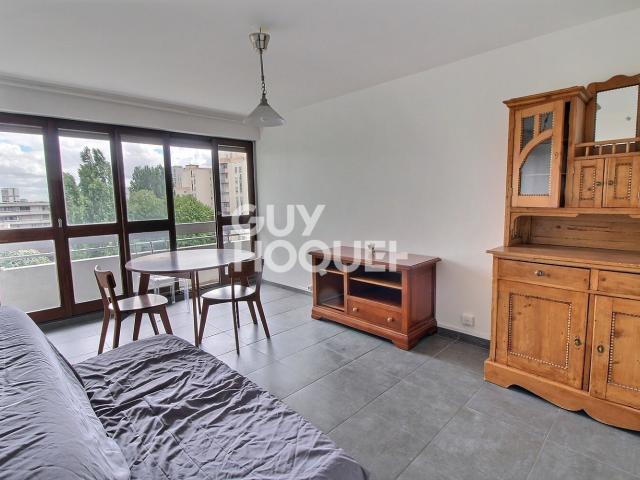 APPARTEMENT À LOUER DE 2 PIÈCES DE 45,96 M²