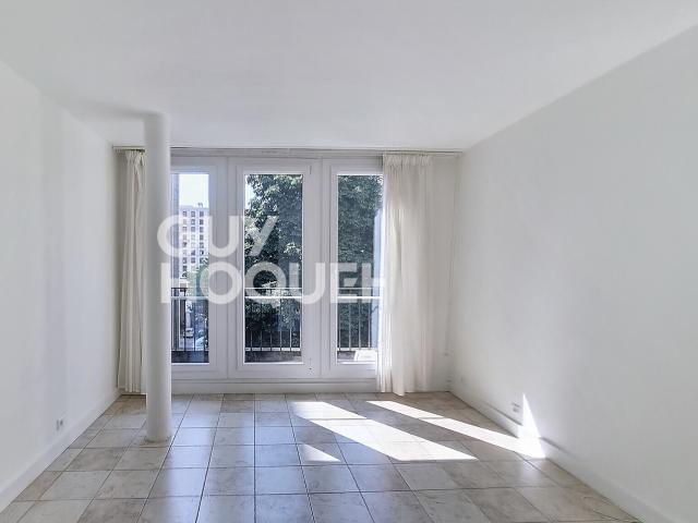 APPARTEMENT À LOUER DE 3 PIÈCES DE 56,00 M²